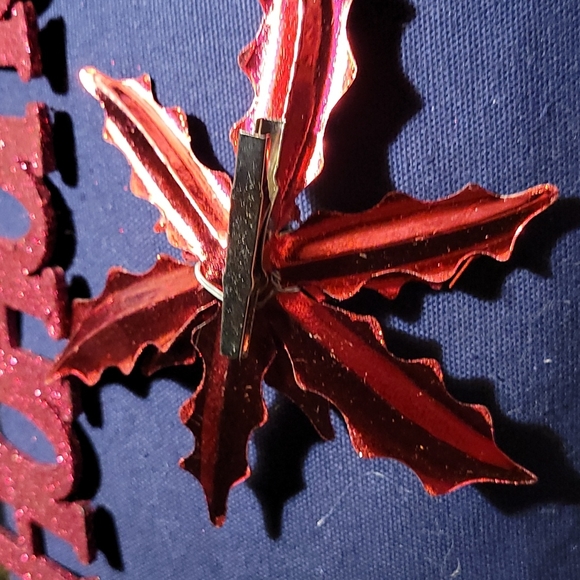 HOHOHO~poinsettia clip - Picture 4 of 4